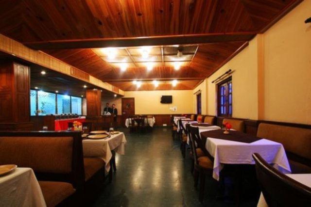 Hotel Snow Princess Manāli Buitenkant foto