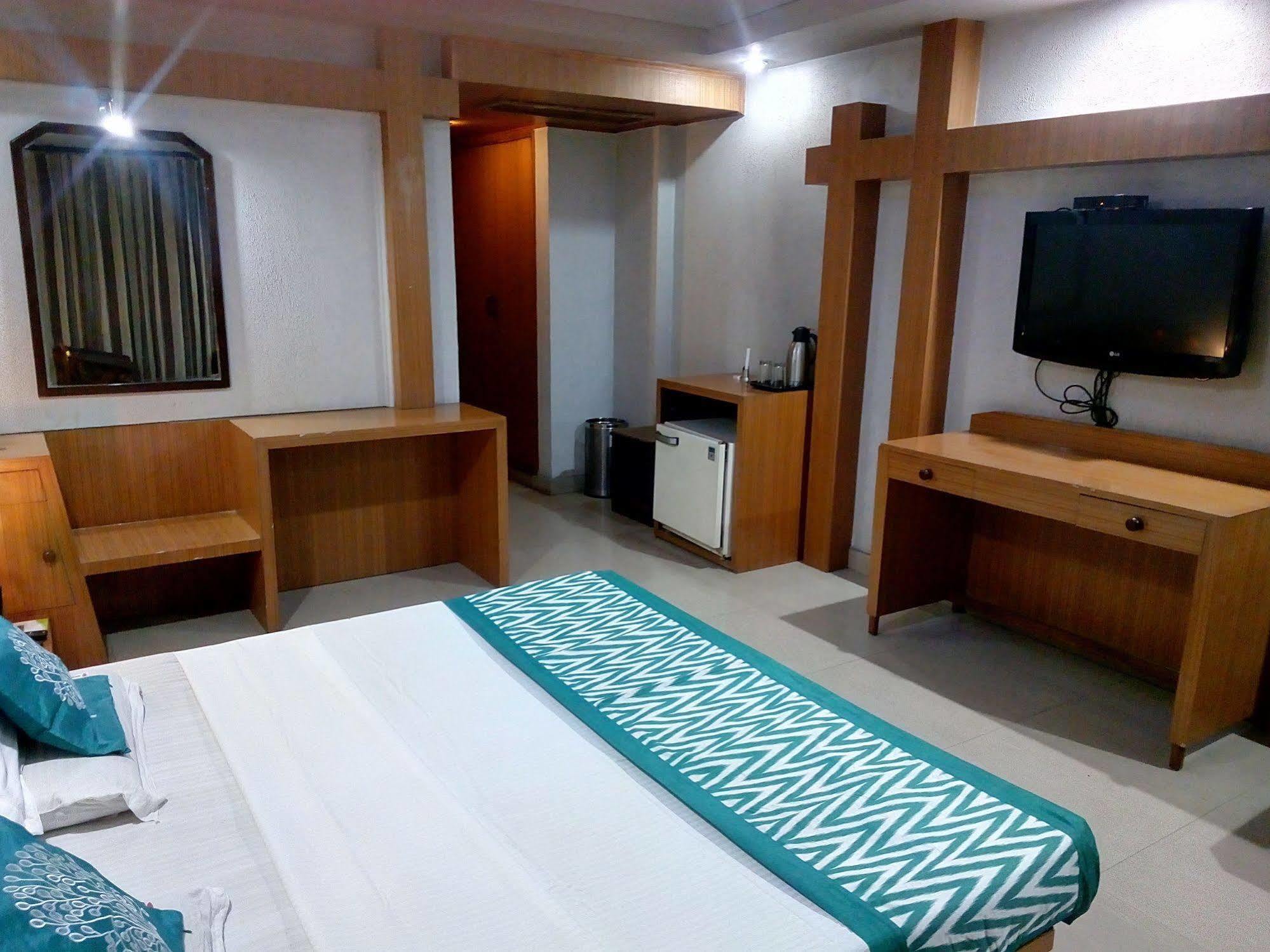 Hotel Snow Princess Manāli Buitenkant foto